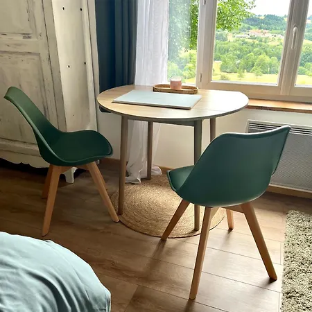 Apartament Avec Entree Independante Sur Un Domaine De 9ha Avec Vue