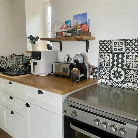 Apartament Avec Entree Independante Sur Un Domaine De 9ha Avec Vue Vollore-Ville