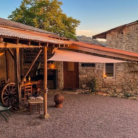 Avec Entrée Indépendante Sur Un Domaine De 9ha Avec Vue Vollore-Ville